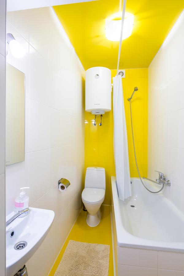 לבוב Apartment On Pekarska Street Зі Світлом! מראה חיצוני תמונה